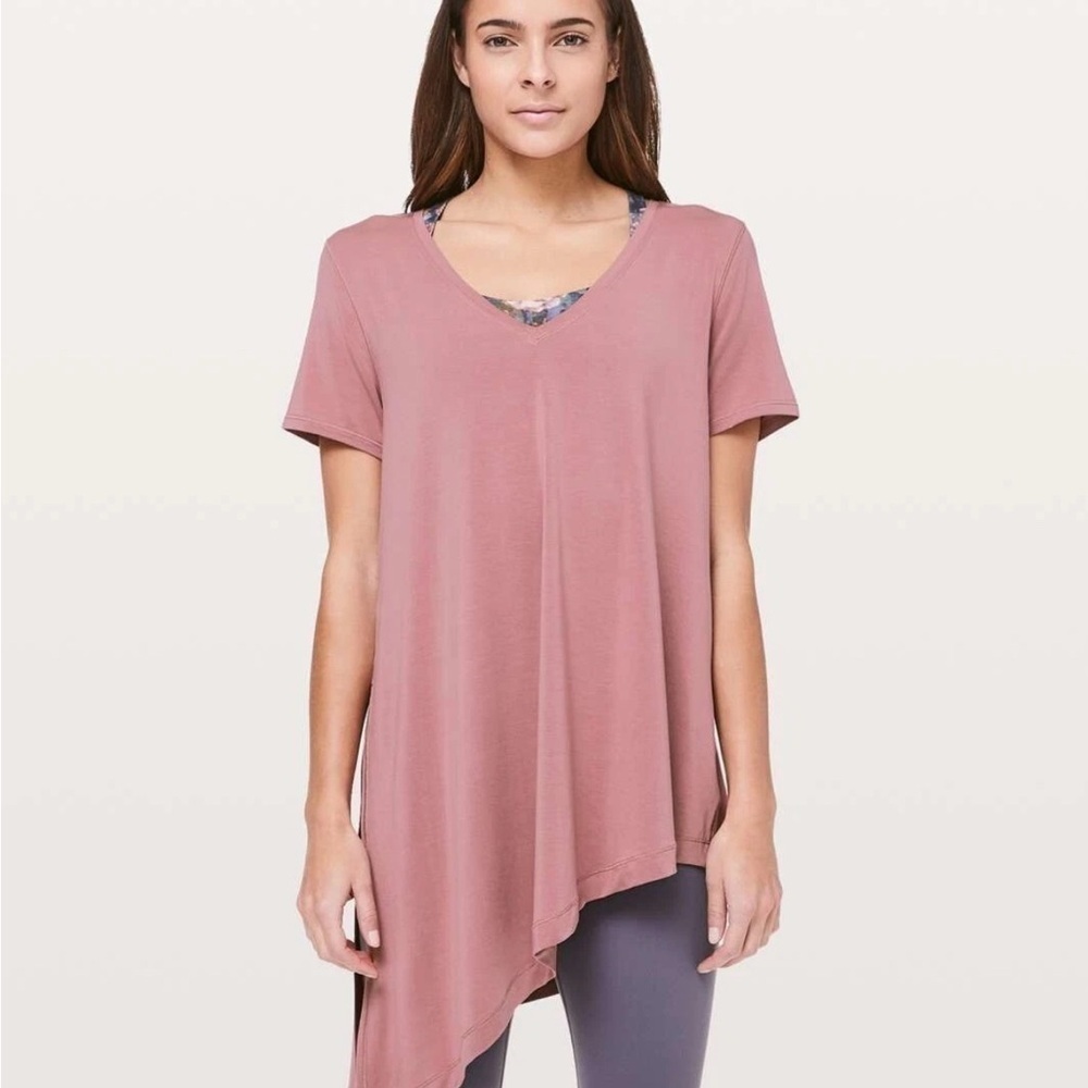 Lululemon To the Point Shor Sleeve Top Asymmetrical Women's (Chest-38'') V neck
